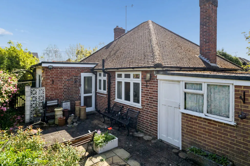 Chalklands, Bourne End SL8 5TJ, photo 14
