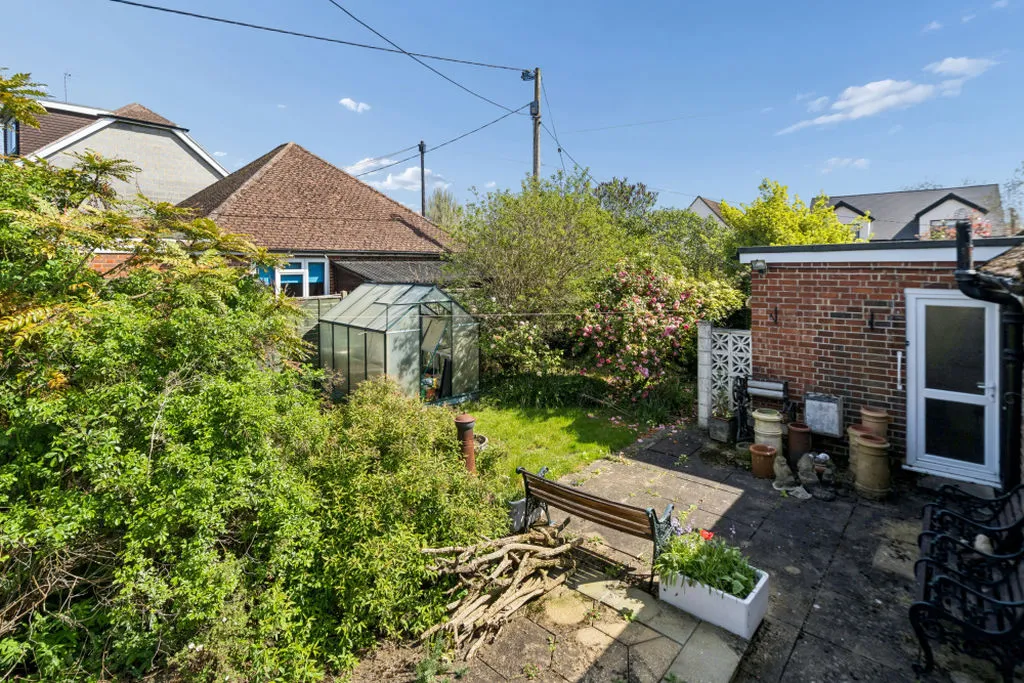 Chalklands, Bourne End SL8 5TJ, photo 13