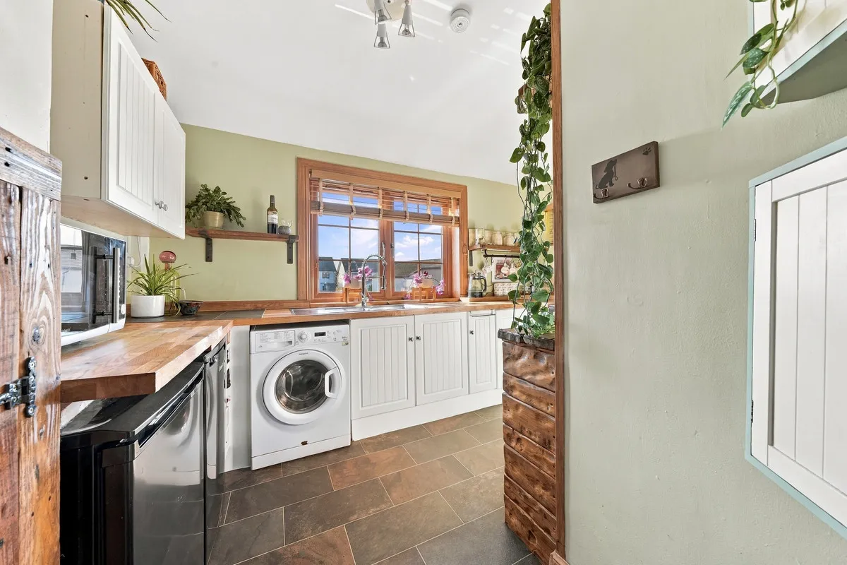 Benview Terrace, Fishcross, FK10, photo 5
