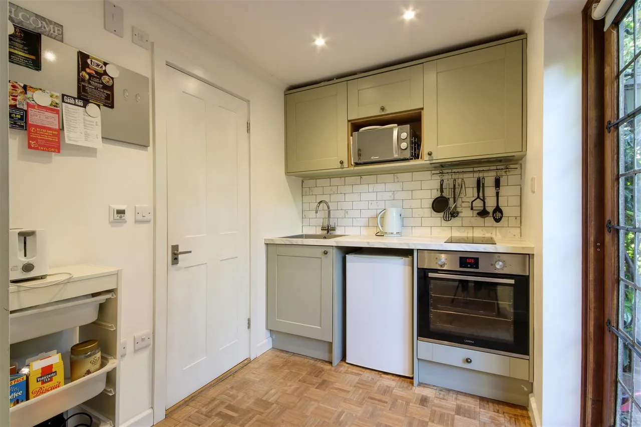 High Hilden Close, Cash Buyers Only, photo 7