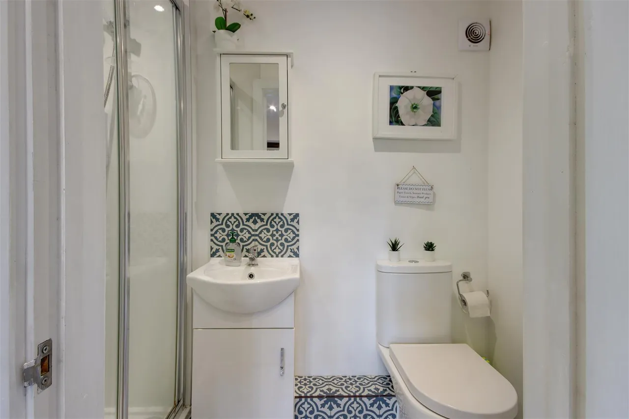 High Hilden Close, Cash Buyers Only, photo 10
