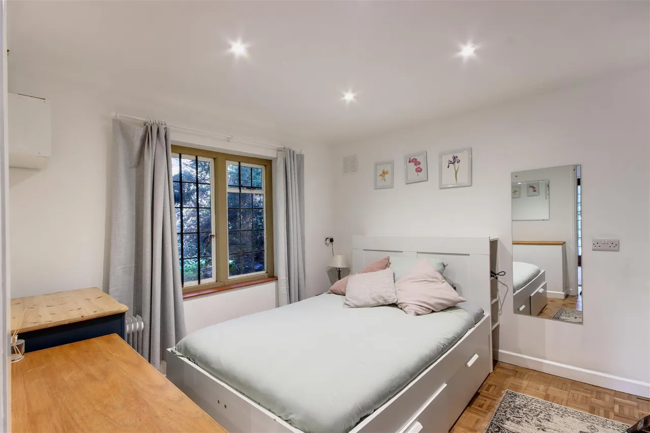 High Hilden Close, Cash Buyers Only, photo 9