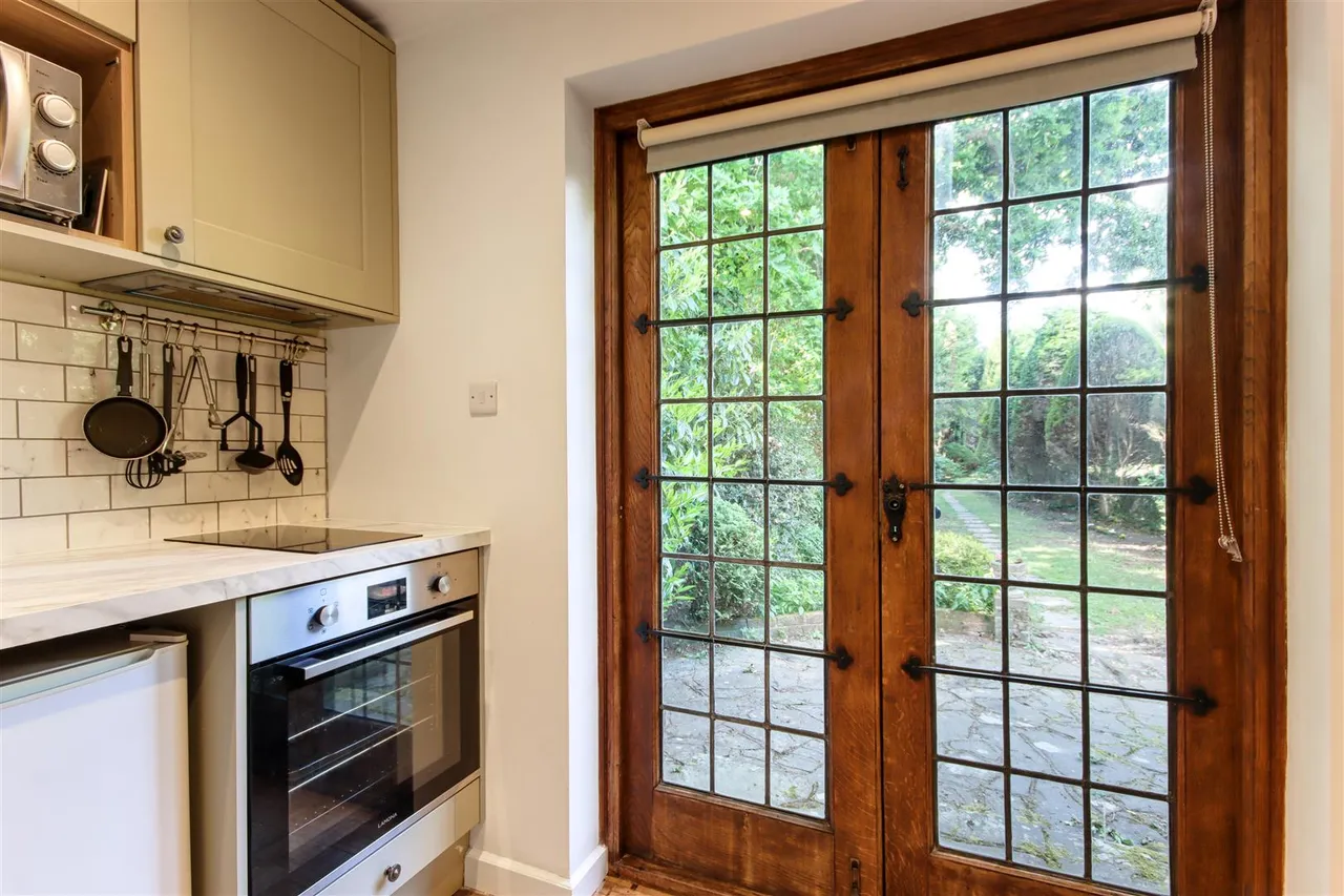 High Hilden Close, Cash Buyers Only, photo 8