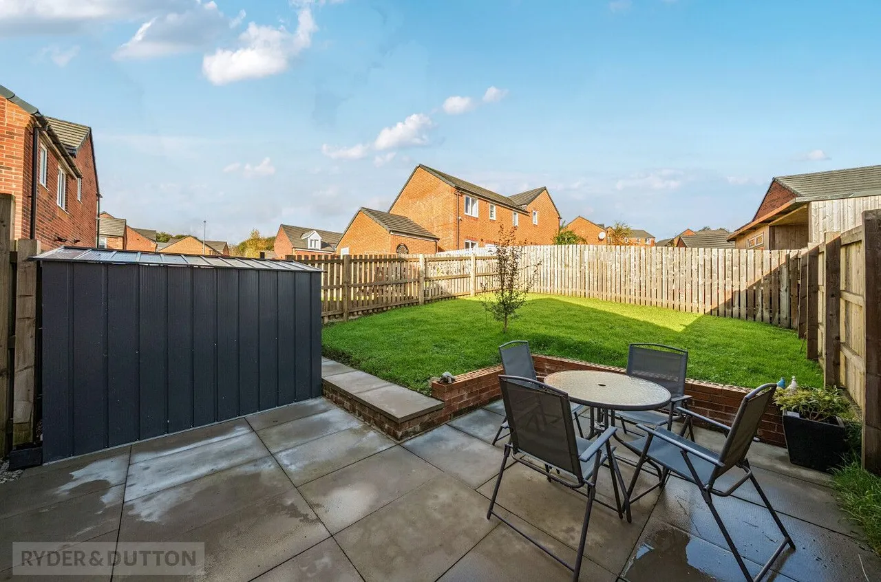 Spring Mill Avenue, Whitworth, OL12, photo 18