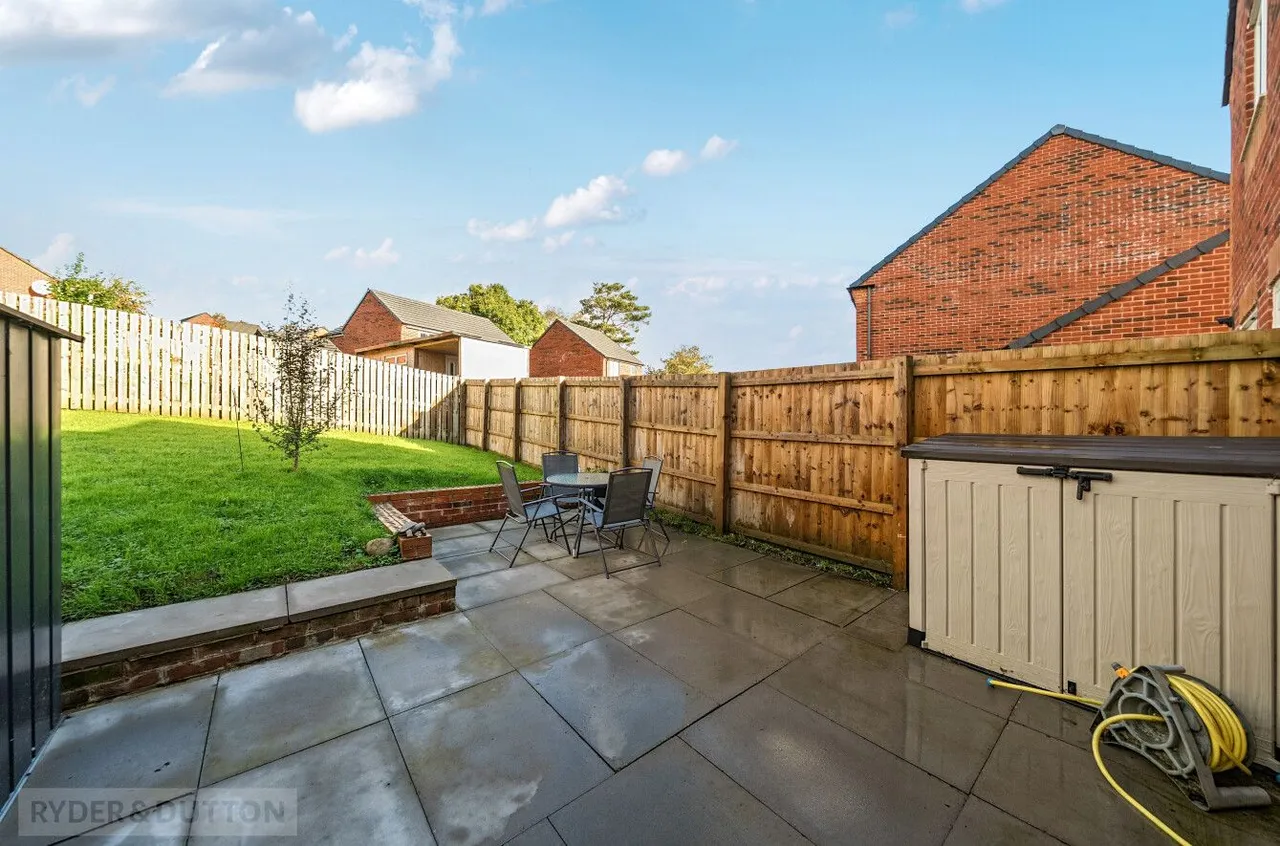 Spring Mill Avenue, Whitworth, OL12, photo 17