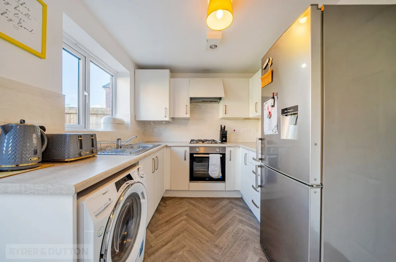 Spring Mill Avenue, Whitworth, OL12, photo 6