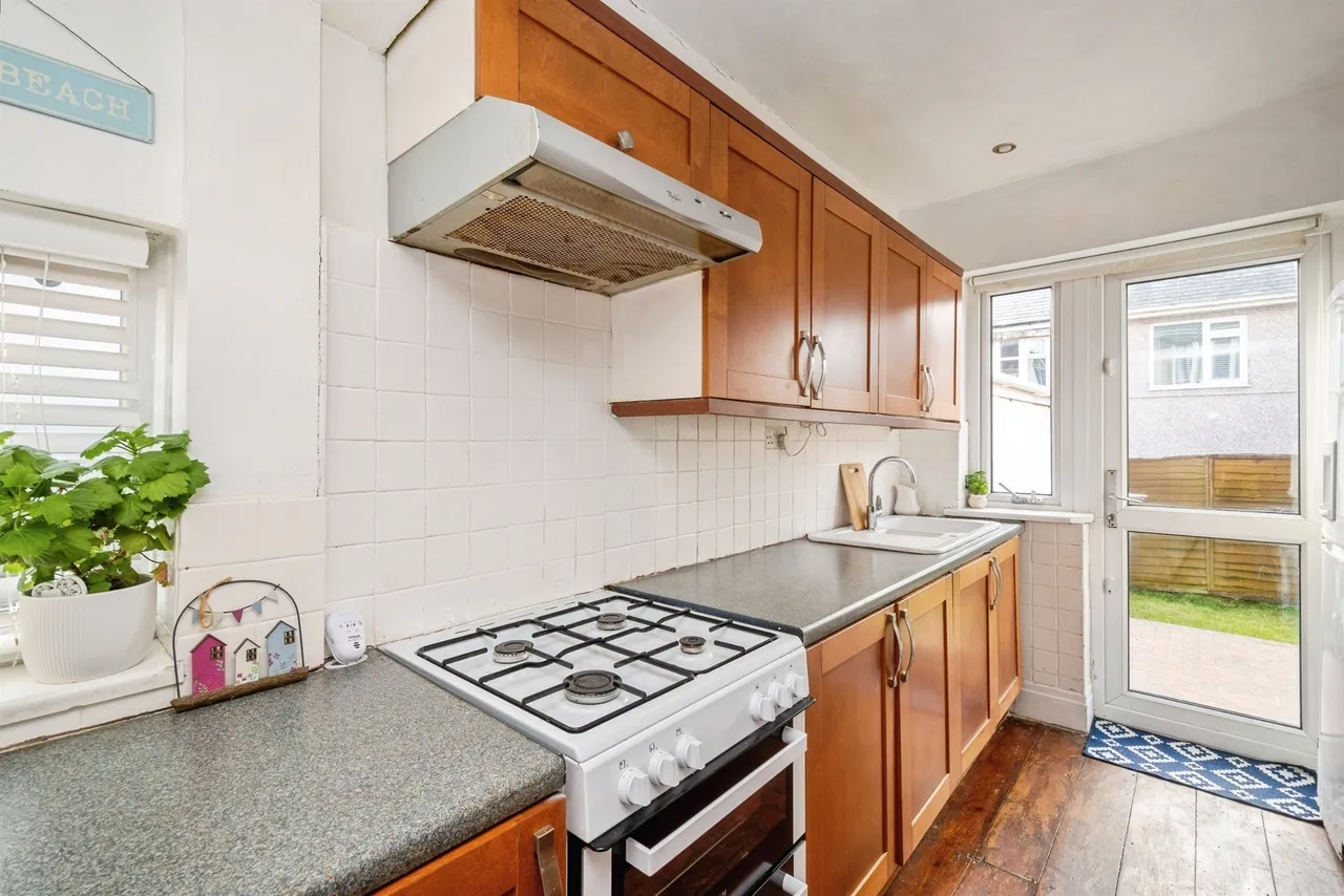 Peverell Terrace, Plymouth, photo 6