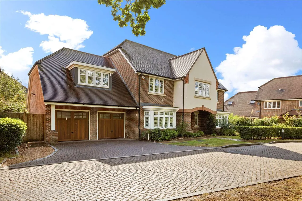 Leith Way, Cranleigh, GU6, photo 20
