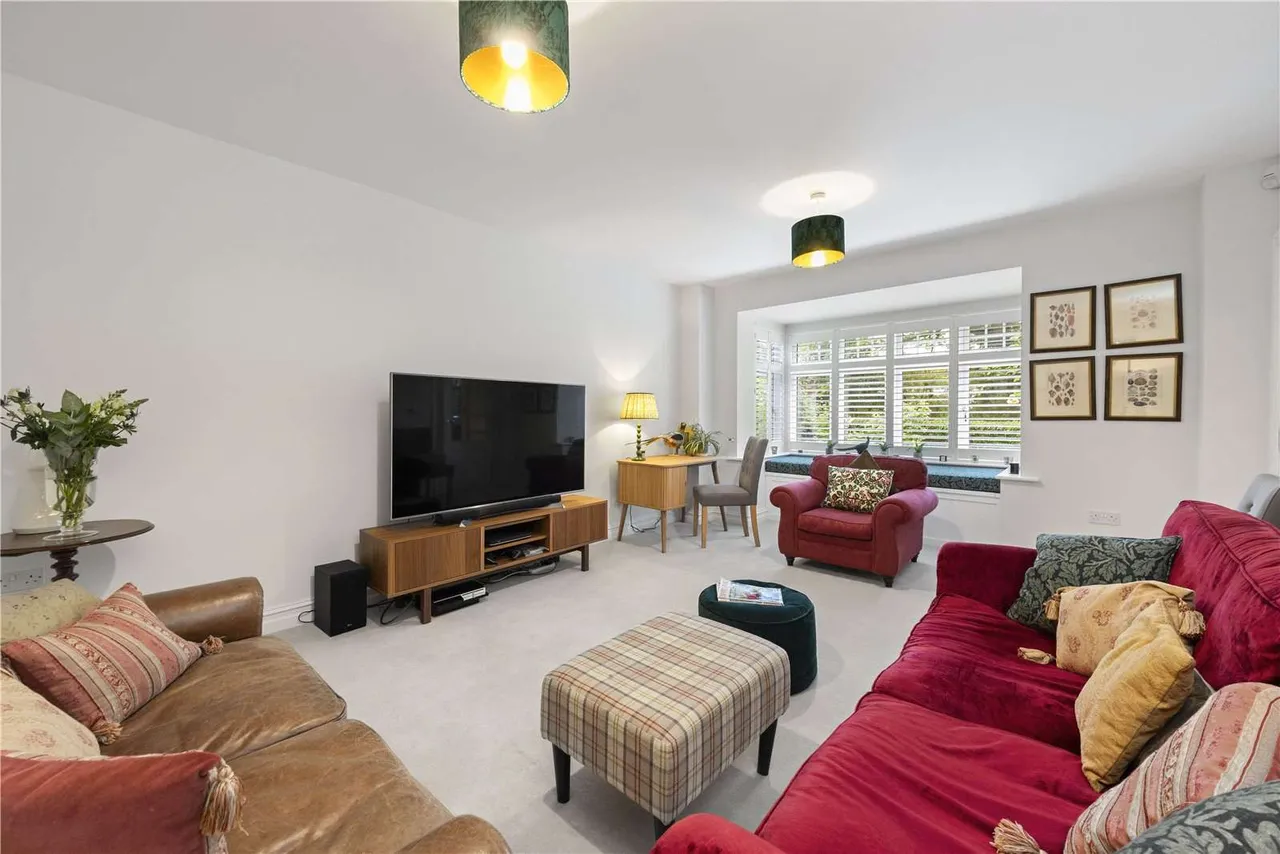 Leith Way, Cranleigh, GU6, photo 2