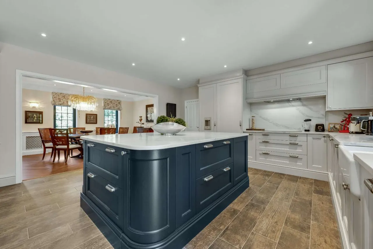 East Road, Weybridge, KT13, photo 4