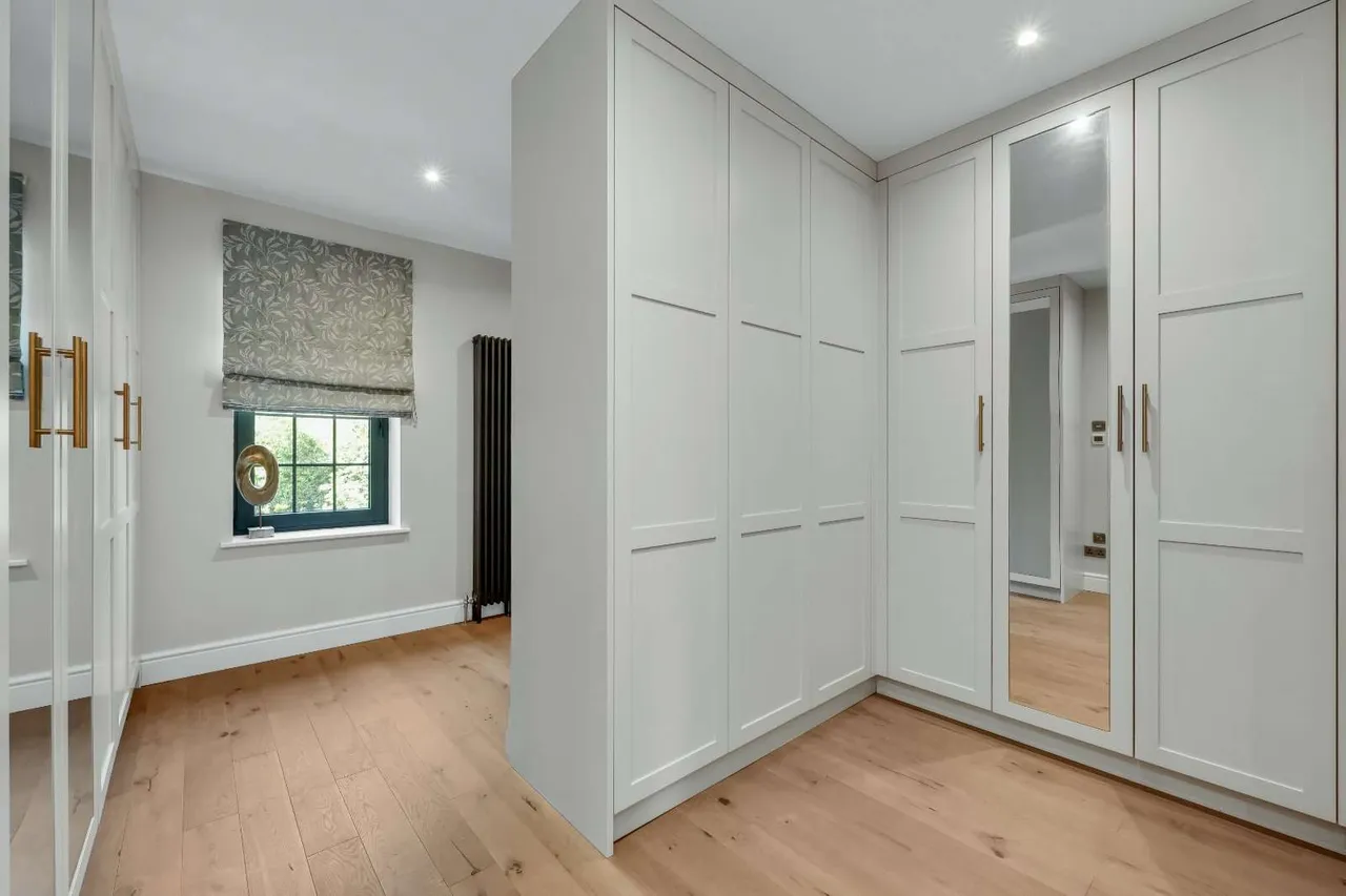 East Road, Weybridge, KT13, photo 17