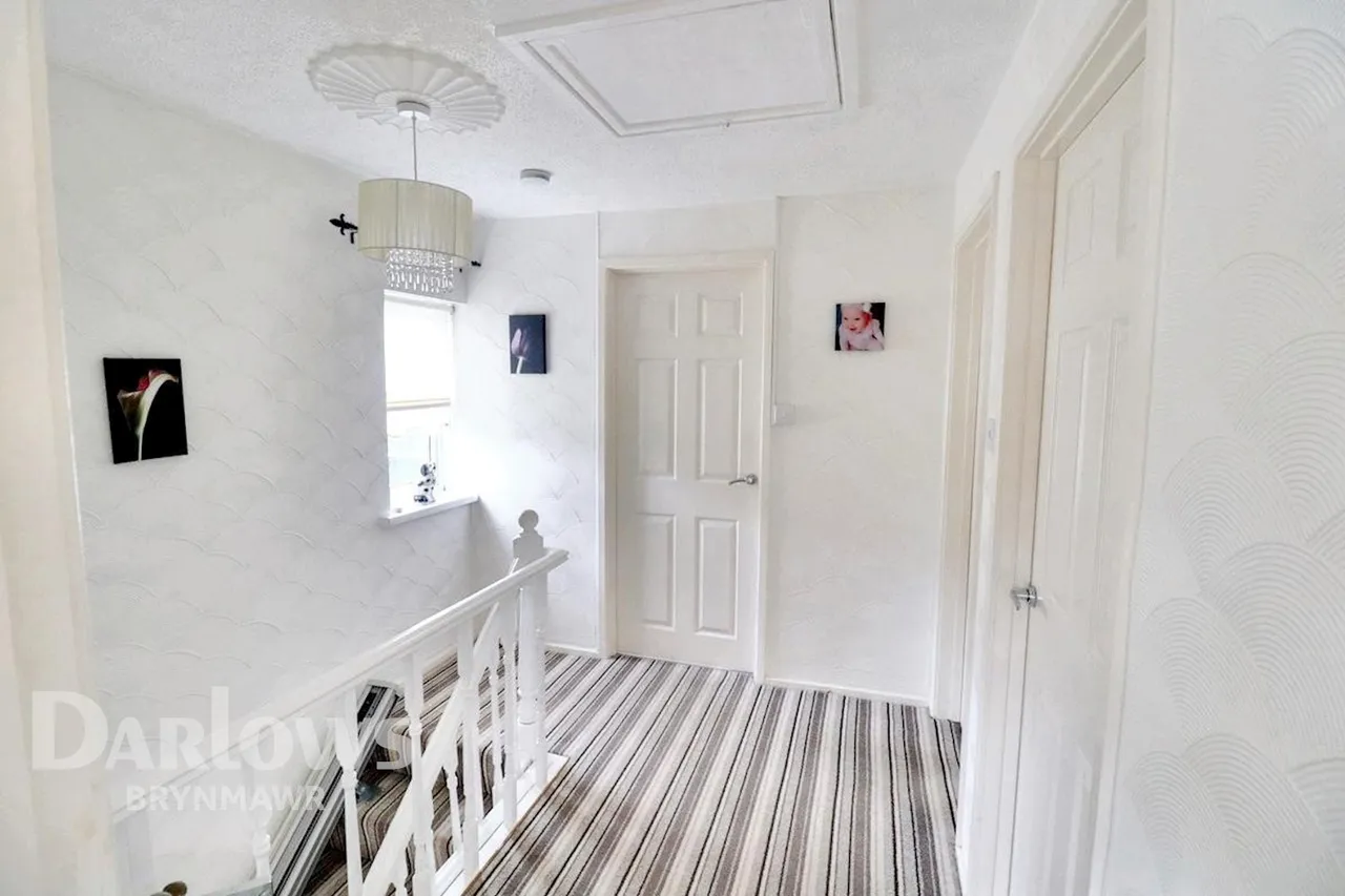 Llangattwg Close, Ebbw Vale, photo 13