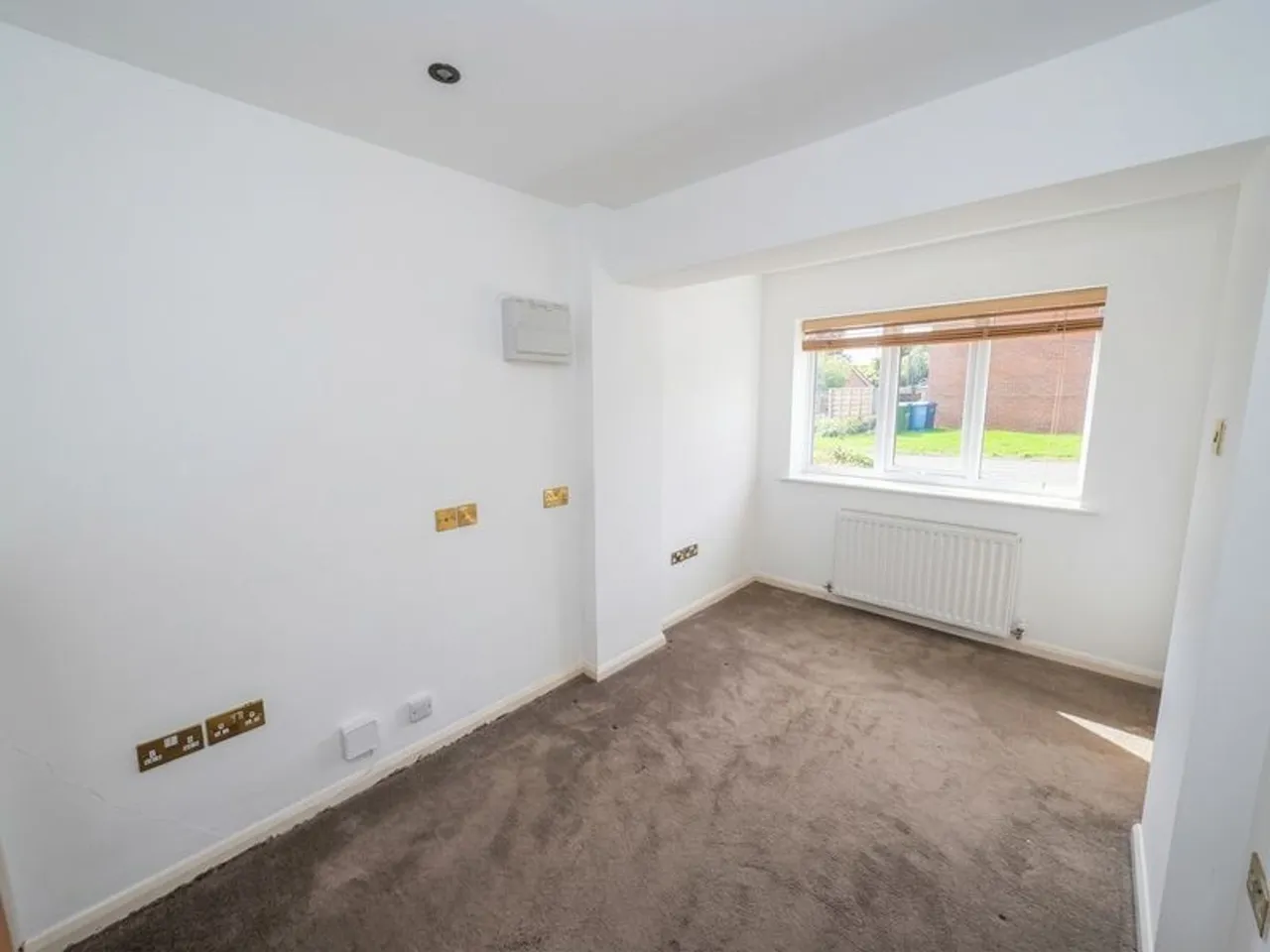 Glenorchy Close, Crewe, photo 9