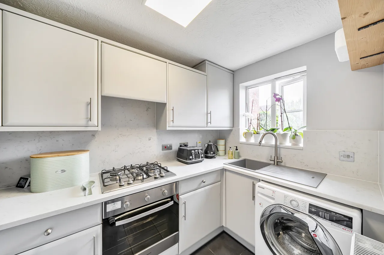 Thellusson Way, Rickmansworth, WD3, photo 2