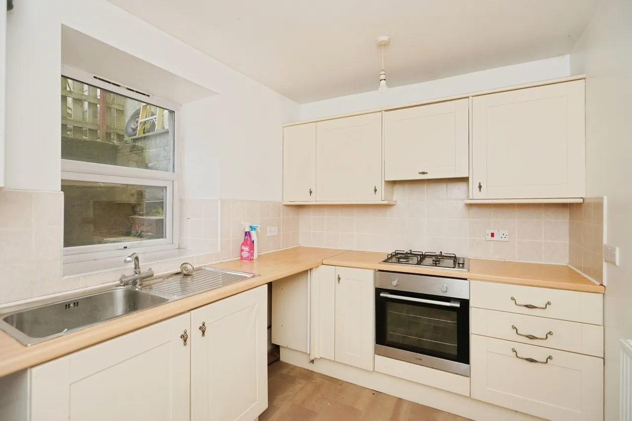 Pengelli Terrace, Blaenau Ffestiniog, LL41, photo 6
