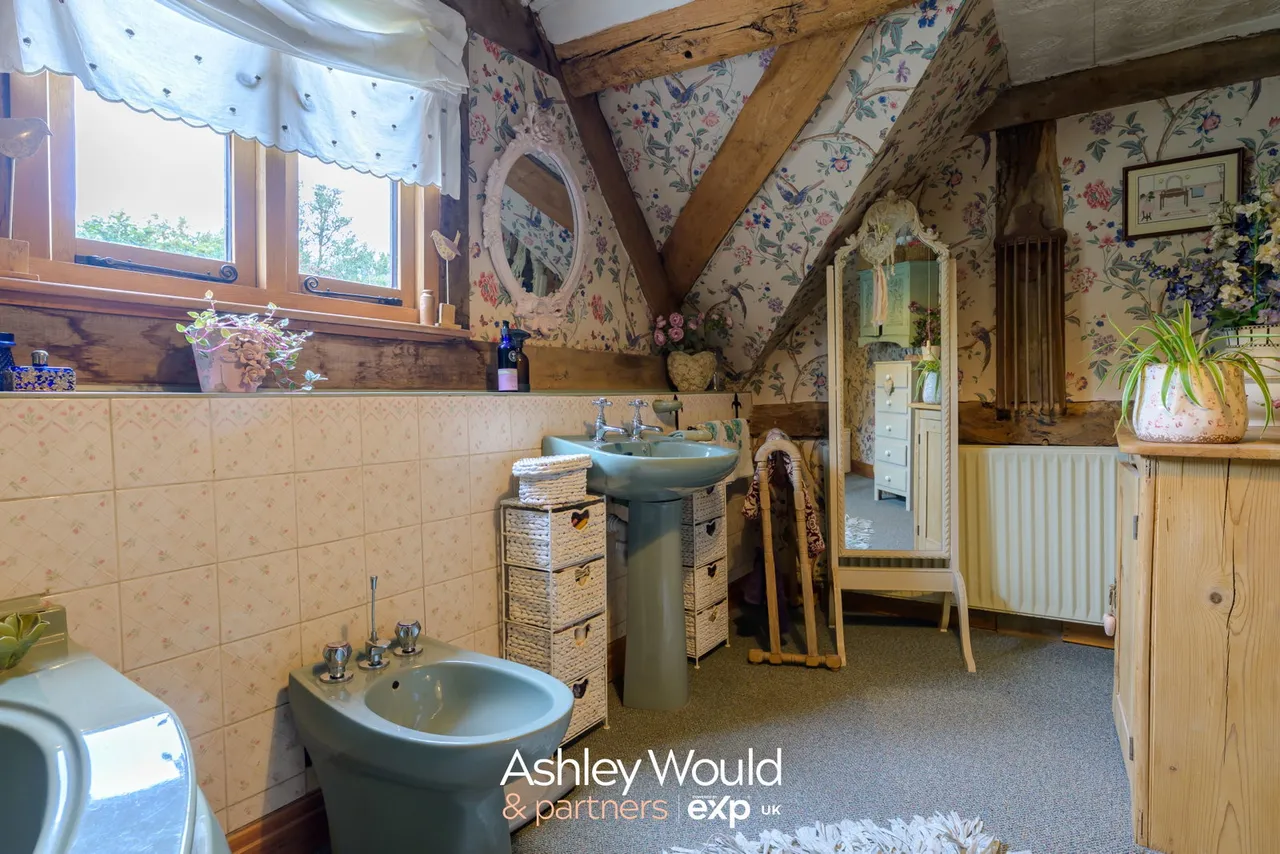 Sinton Lane, Ombersley, WR9, photo 26