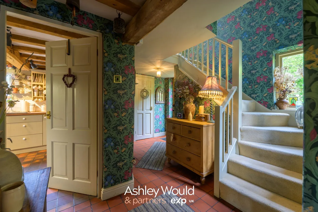 Sinton Lane, Ombersley, WR9, photo 15