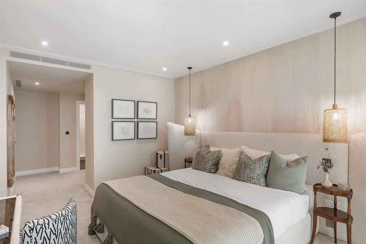 Lockgate Road, London, SW6, photo 14