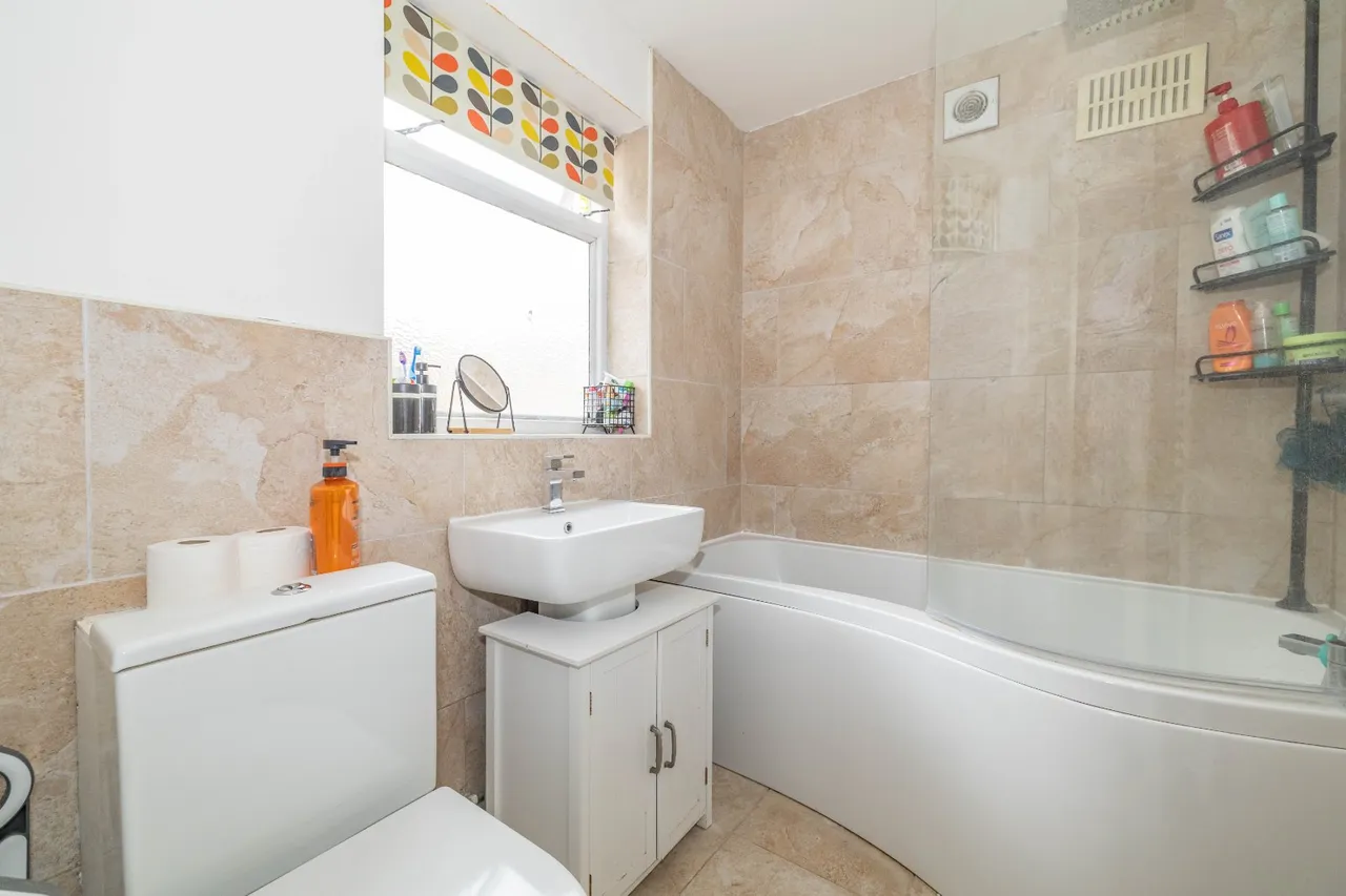 St. Johns Road, Faversham, ME13, photo 9