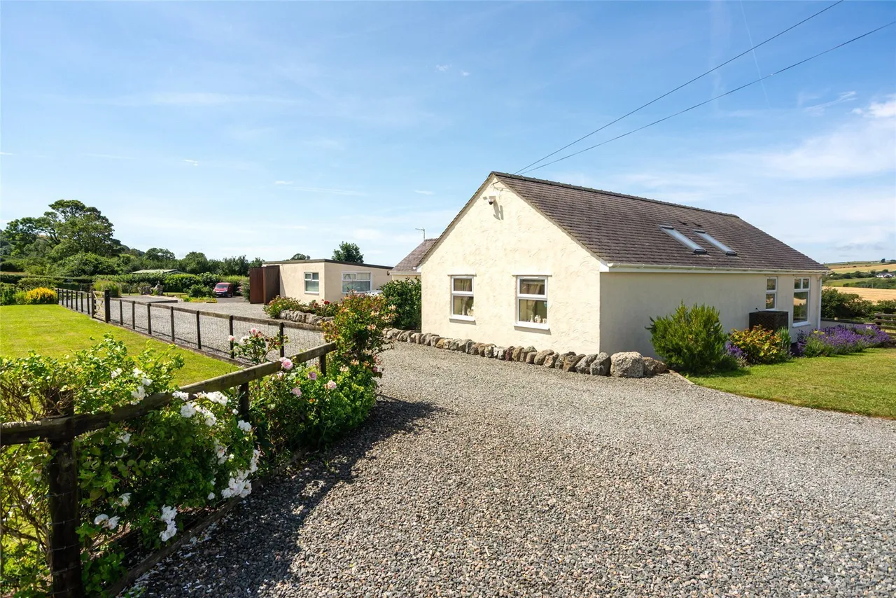 Dulas, LL70, photo 26