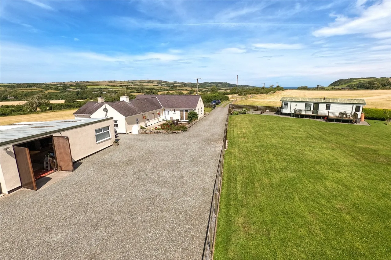 Dulas, LL70, photo 35