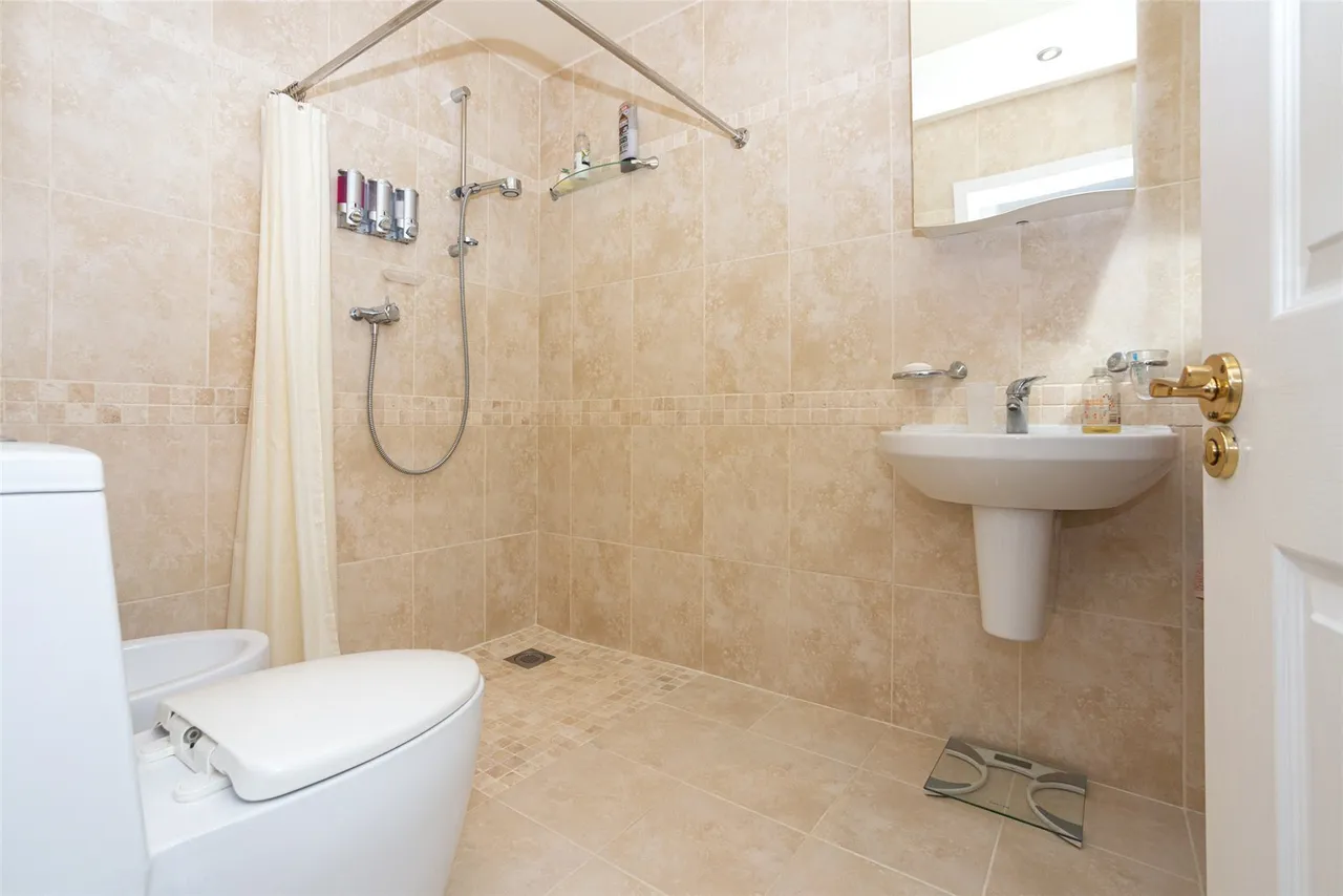 Dulas, LL70, photo 23