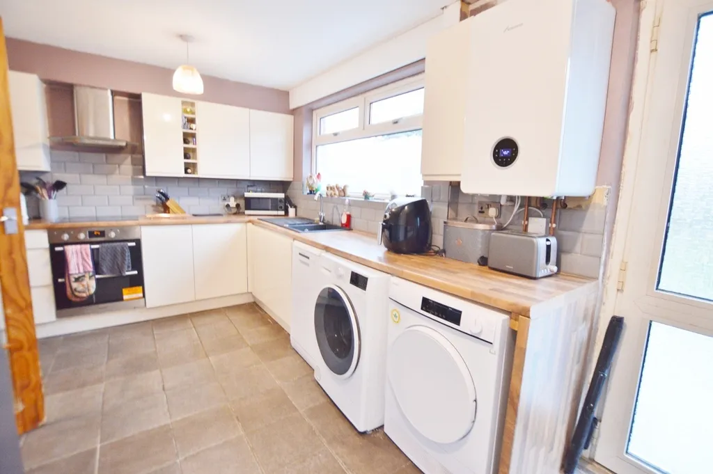 King John Avenue, Bournemouth, BH11 9RY, photo 7