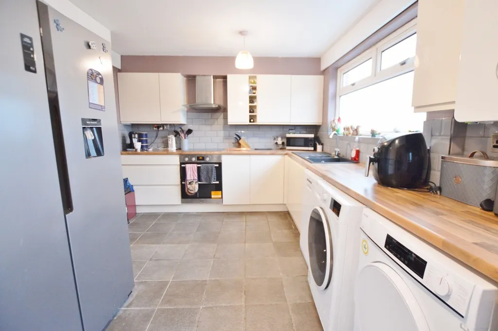 King John Avenue, Bournemouth, BH11 9RY, photo 8