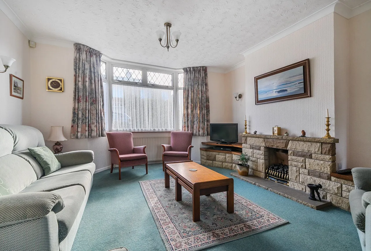 Hawthorn Avenue, Gloucestershire, Hanham, BS15 3ES, photo 4