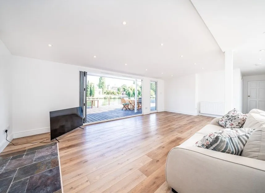 Thames Street, Hampton, TW12, photo 3