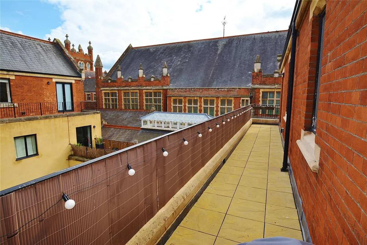Flat 6 King Edward House, King Edward Place, photo 9