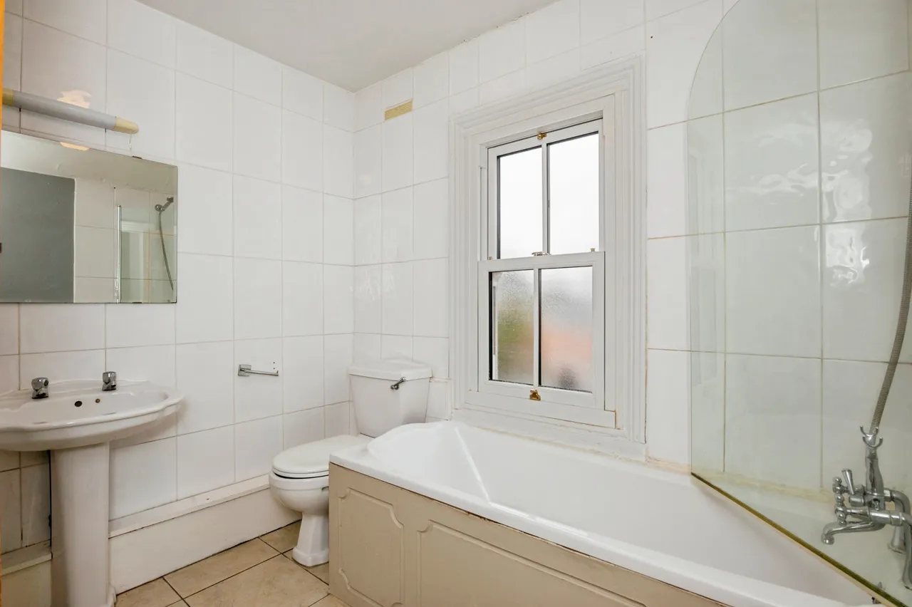St. Dunstans Crescent, Worcester, WR5, photo 13