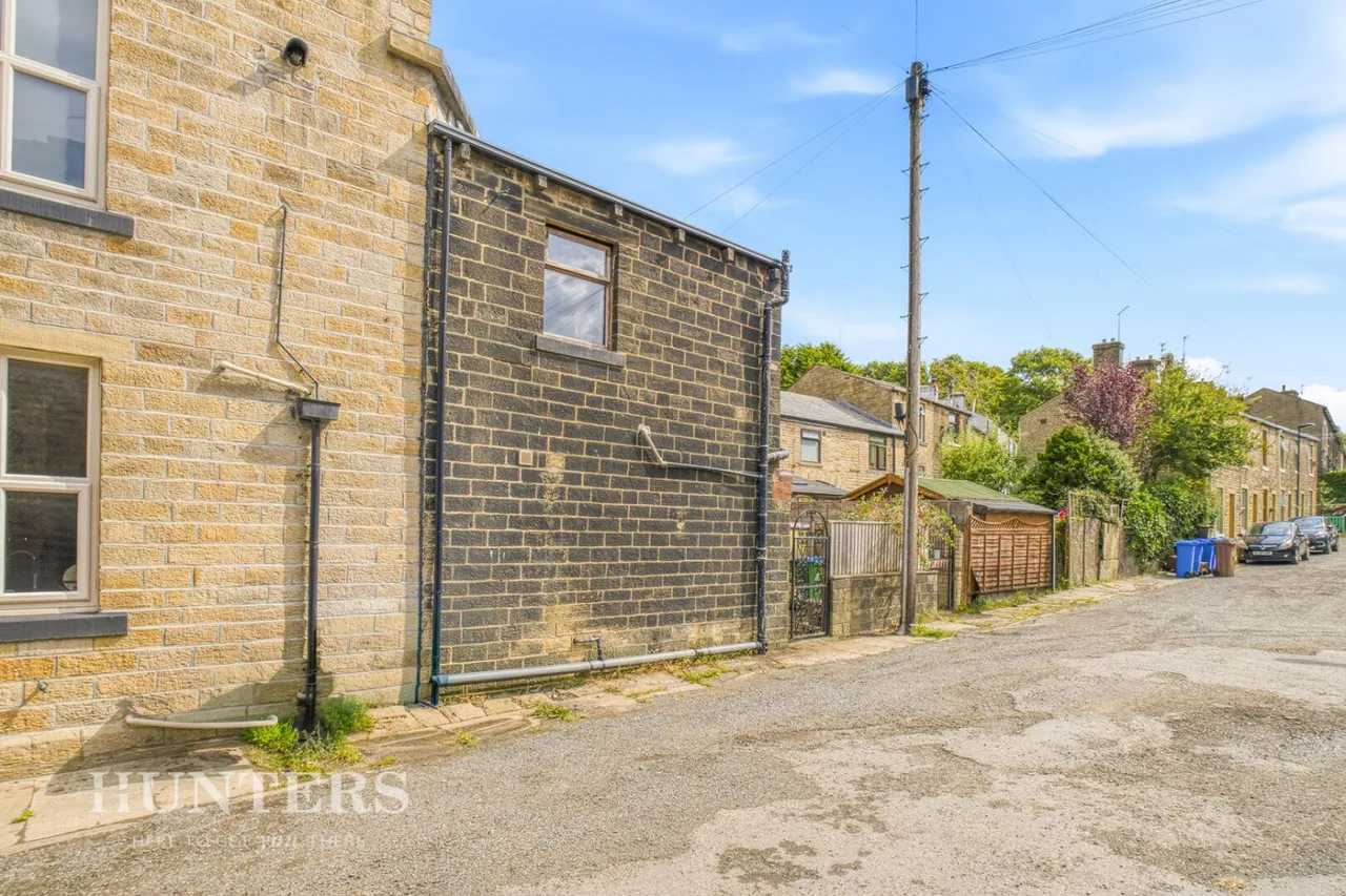 Halifax Road, Littleborough, OL15, photo 23