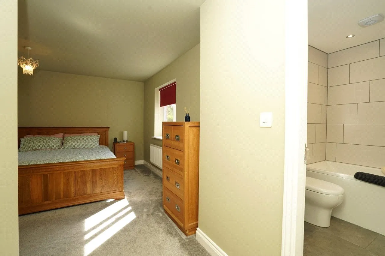 Langley Close, Bestwood Village, NG6, photo 20