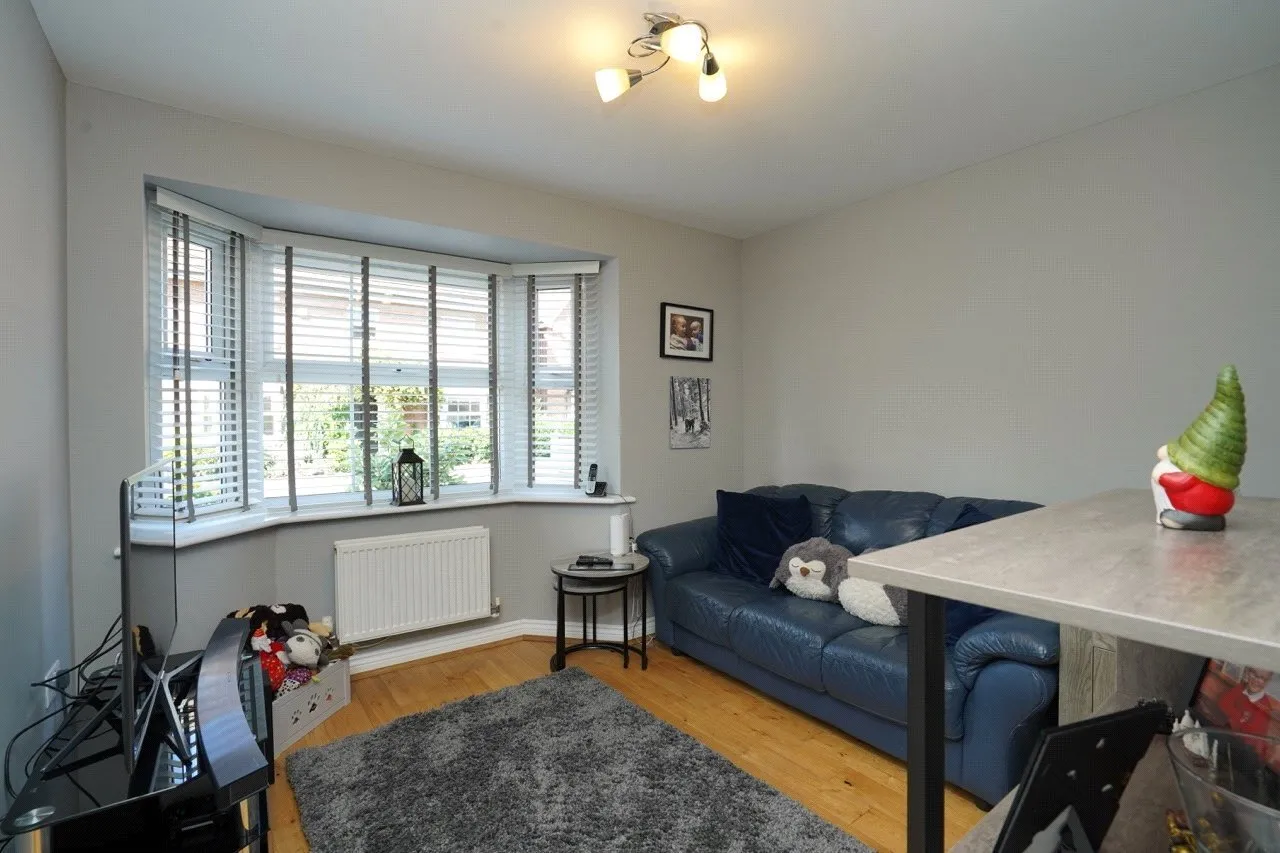Langley Close, Bestwood Village, NG6, photo 14