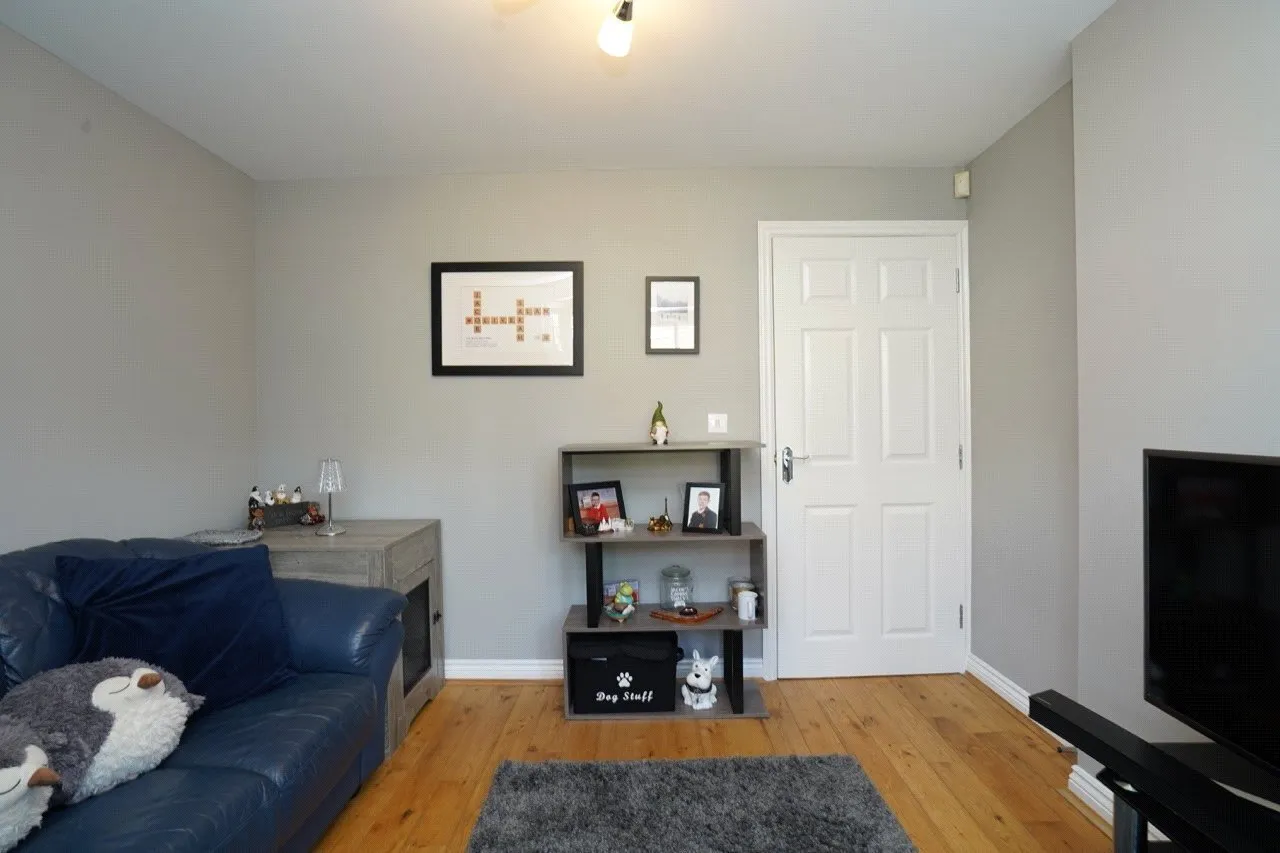 Langley Close, Bestwood Village, NG6, photo 15