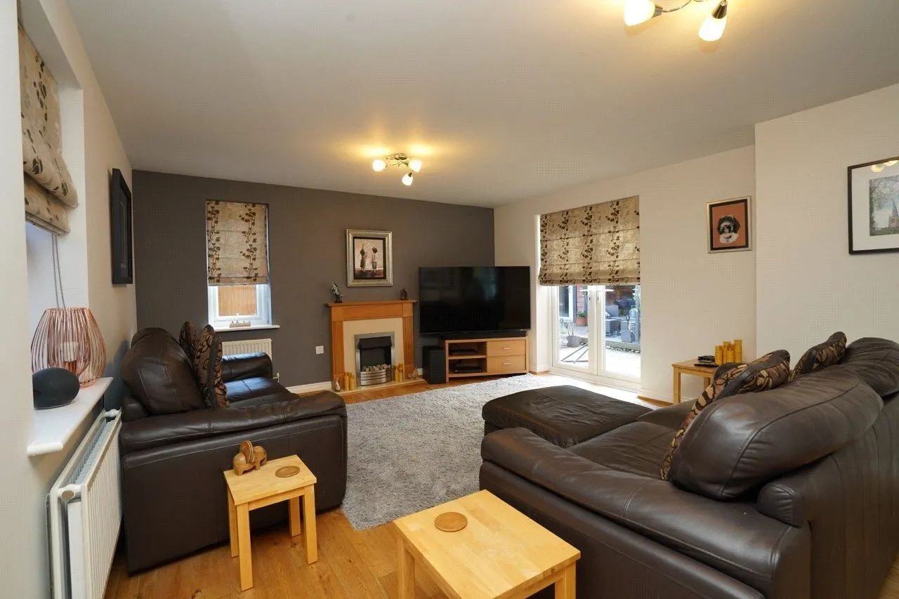 Langley Close, Bestwood Village, NG6, photo 6