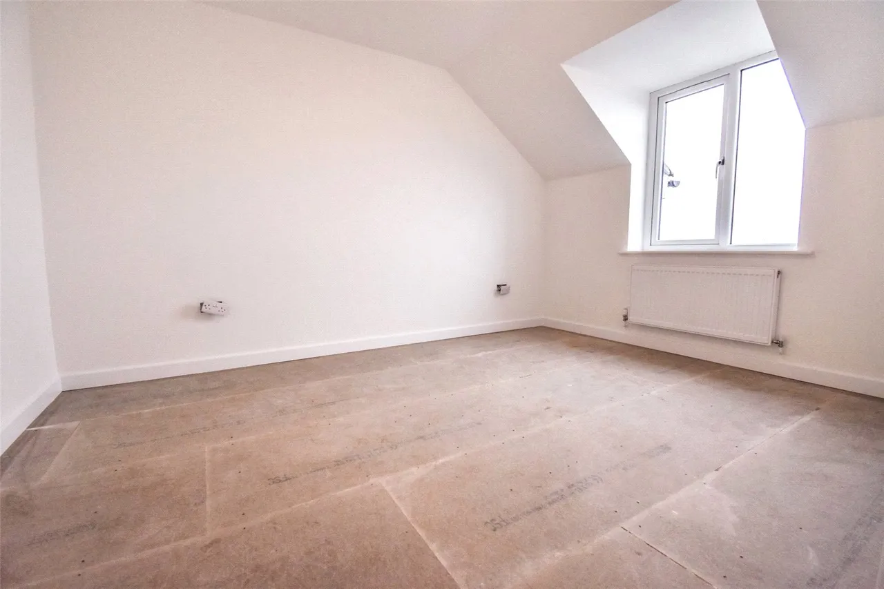 Mount Pleasant Road, Aldershot, Hampshire, GU12 4NL, photo 11