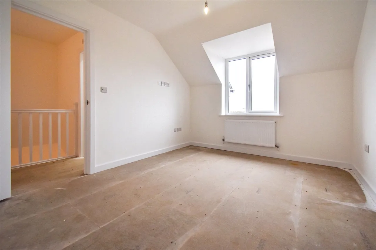 Mount Pleasant Road, Aldershot, Hampshire, GU12 4NL, photo 14