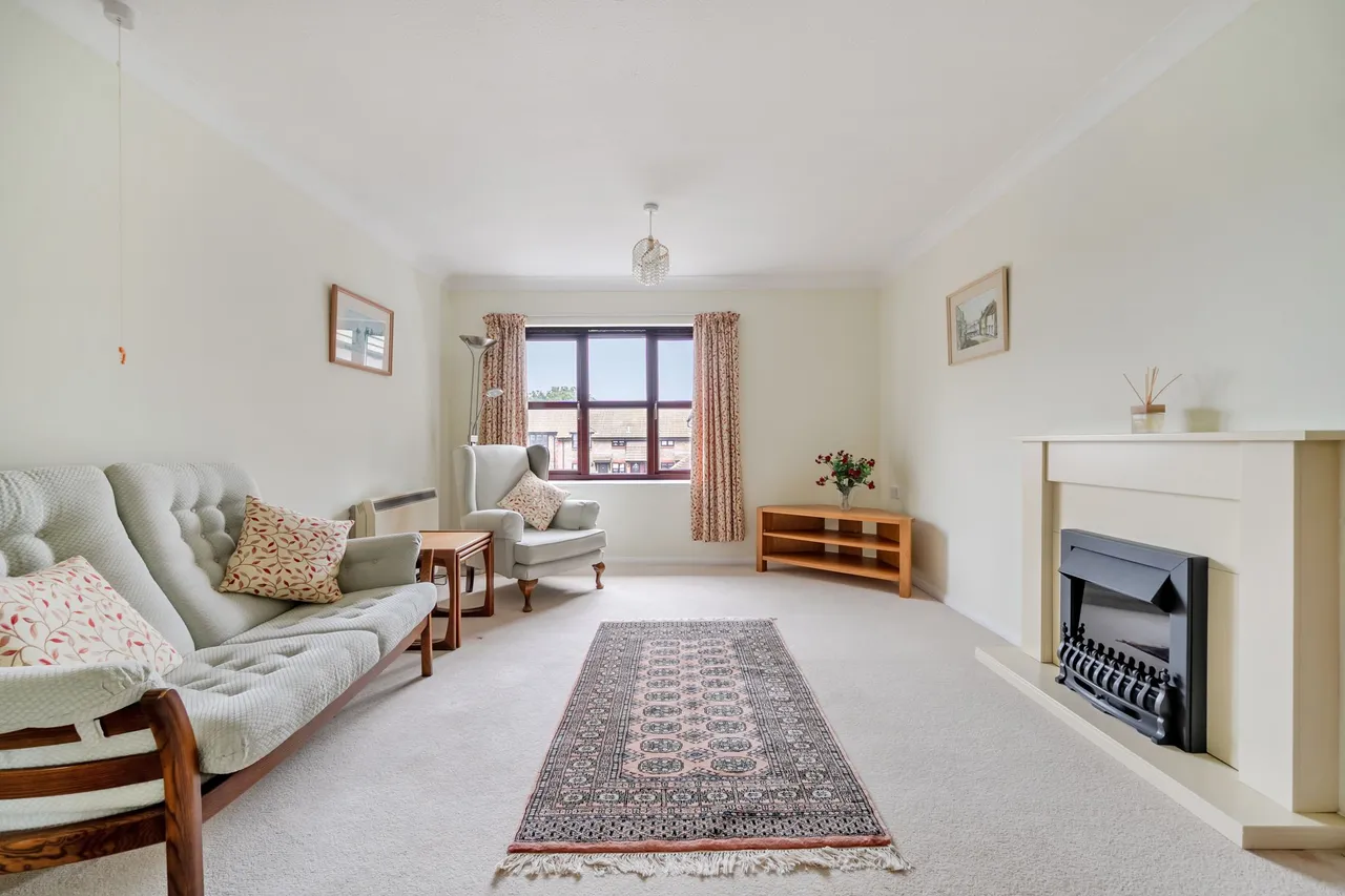 Stein Road, Merrivale Court, PO10, photo 3