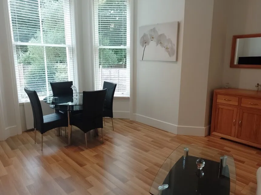 Trinity Crescent, Folkestone, Kent, CT20, photo 5