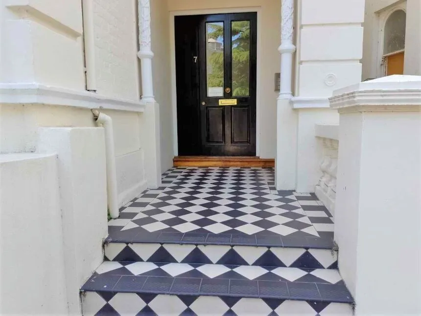 Trinity Crescent, Folkestone, Kent, CT20, photo 12