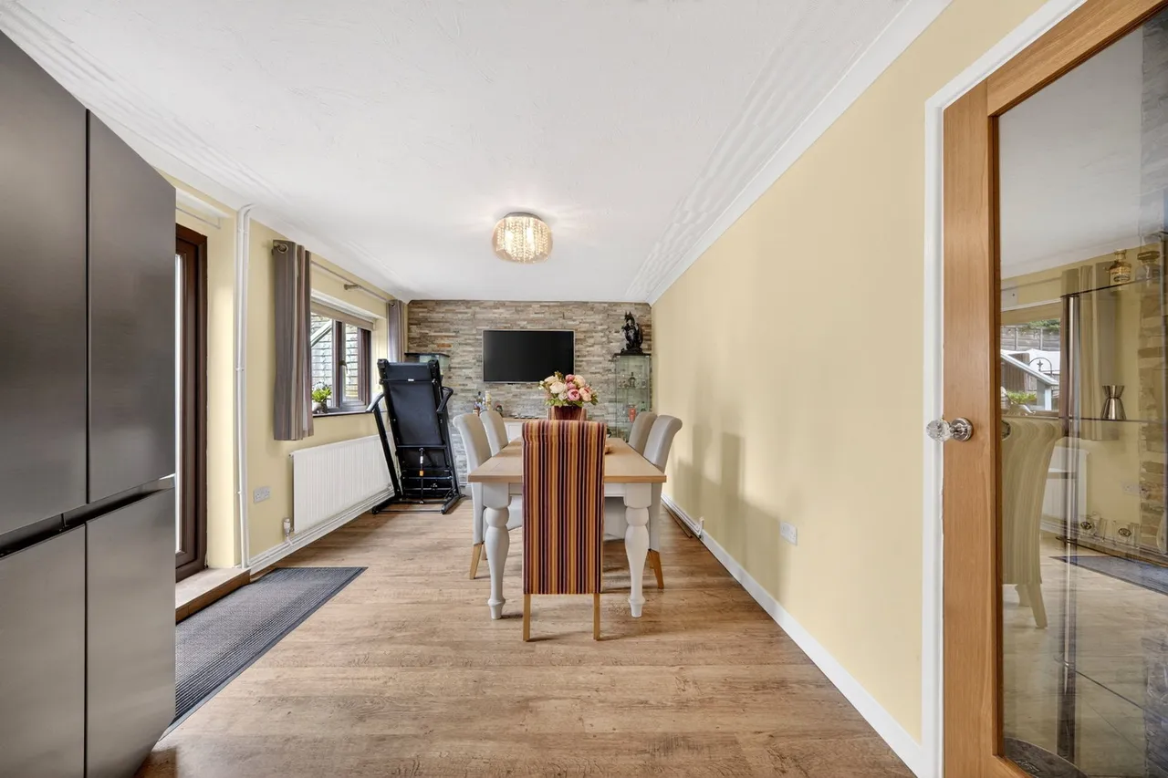 Trewyddfa Road, Morriston, SA6, photo 15