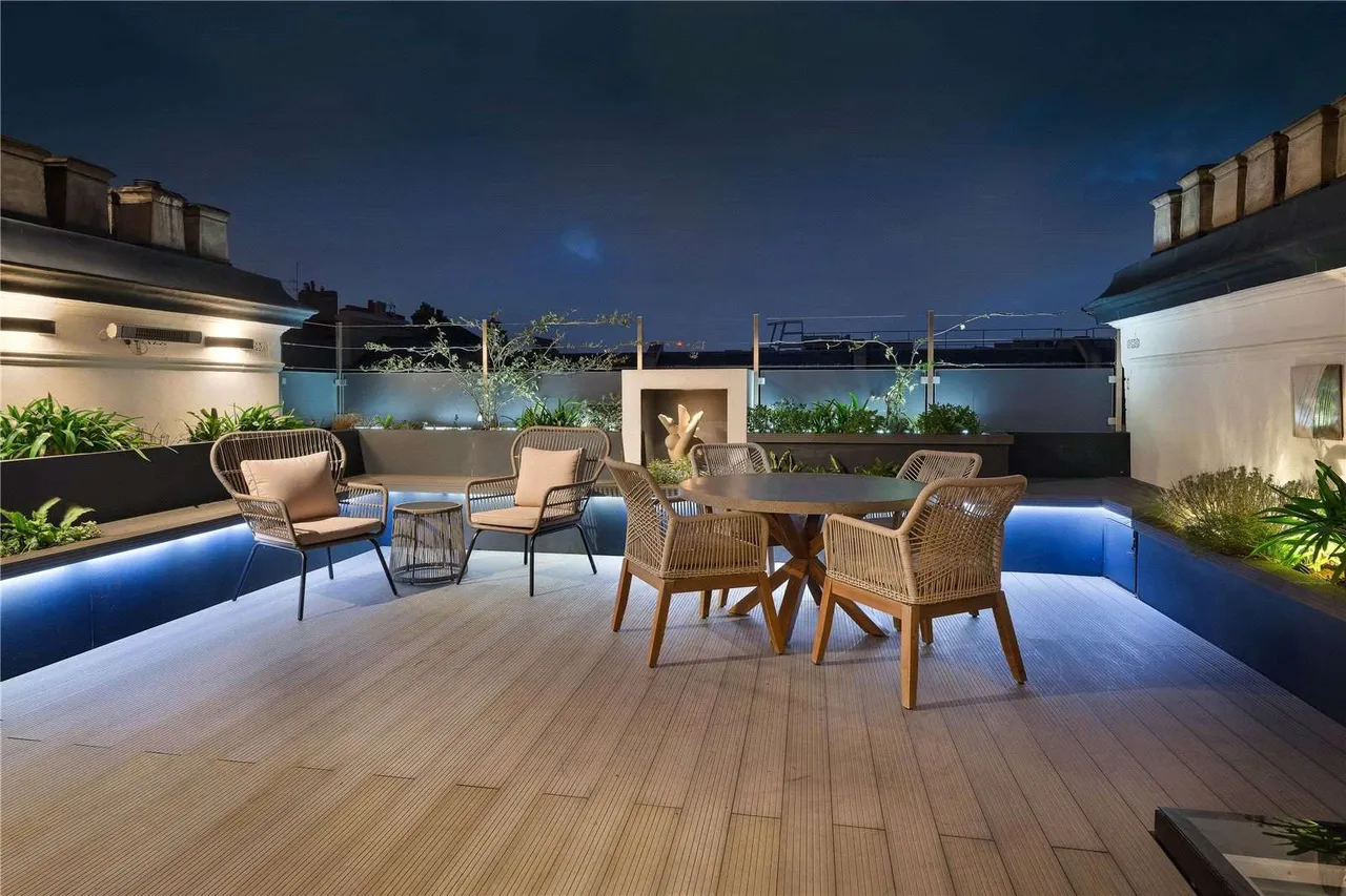 De Vere Gardens, London, W8 5AN, photo 3