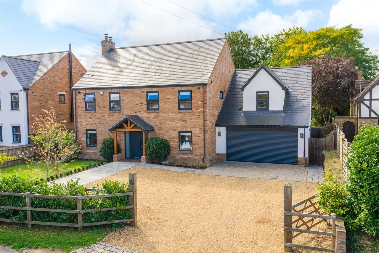 4 bed property for sale, Fildyke Road, Meppershall, SG17