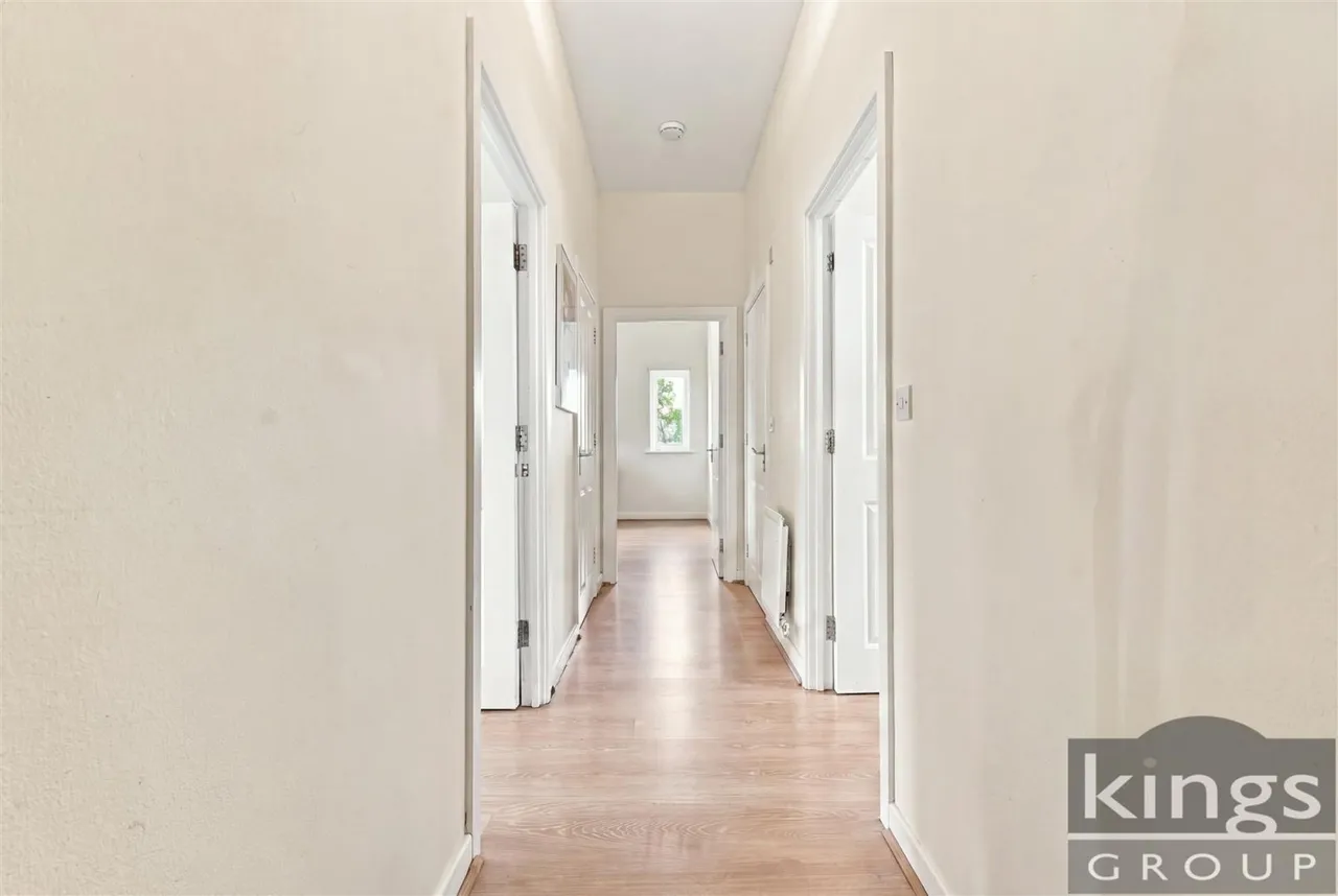 Elms Court, Harlow, photo 6