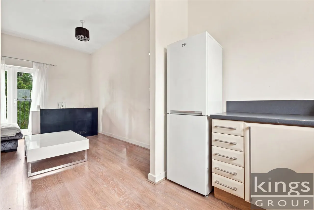 Elms Court, Harlow, photo 5