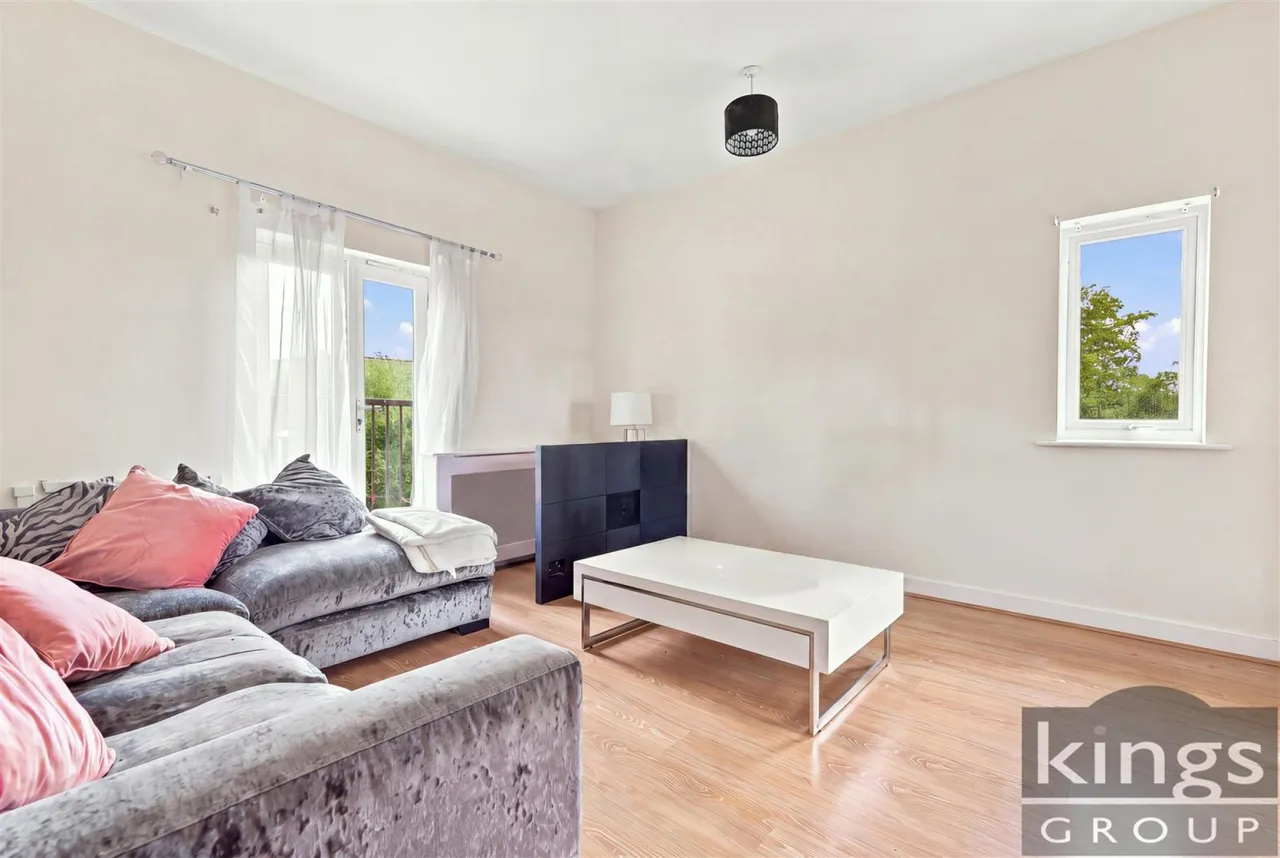 Elms Court, Harlow, photo 3