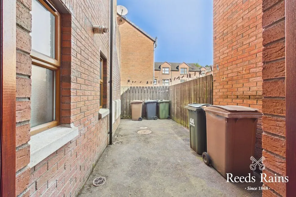 Redwood Grove, Dunmurry, BT17, photo 26