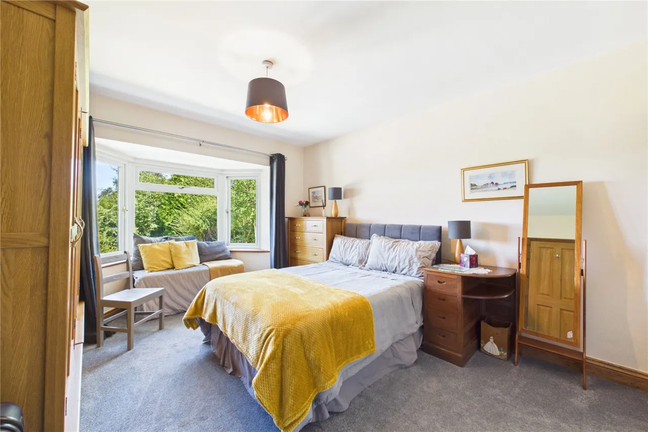 Beech Road, Purley on Thames, RG8, photo 6